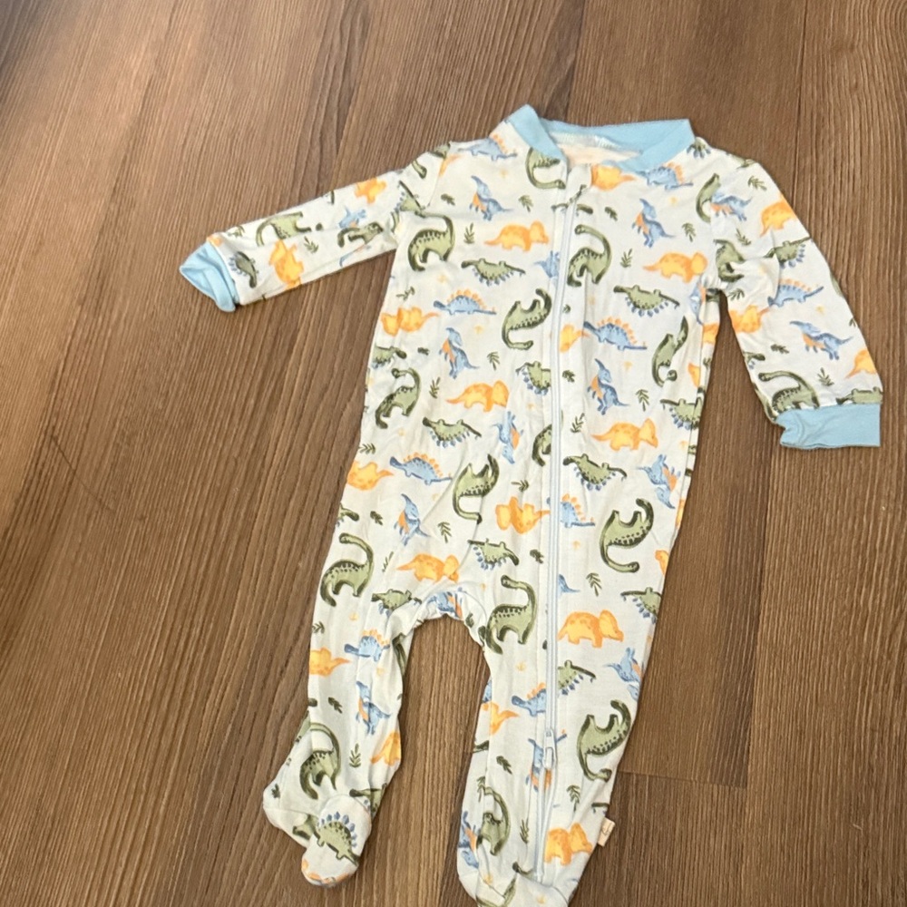 NWOT Milkberry unisex dinosaur bamboo viscose footie